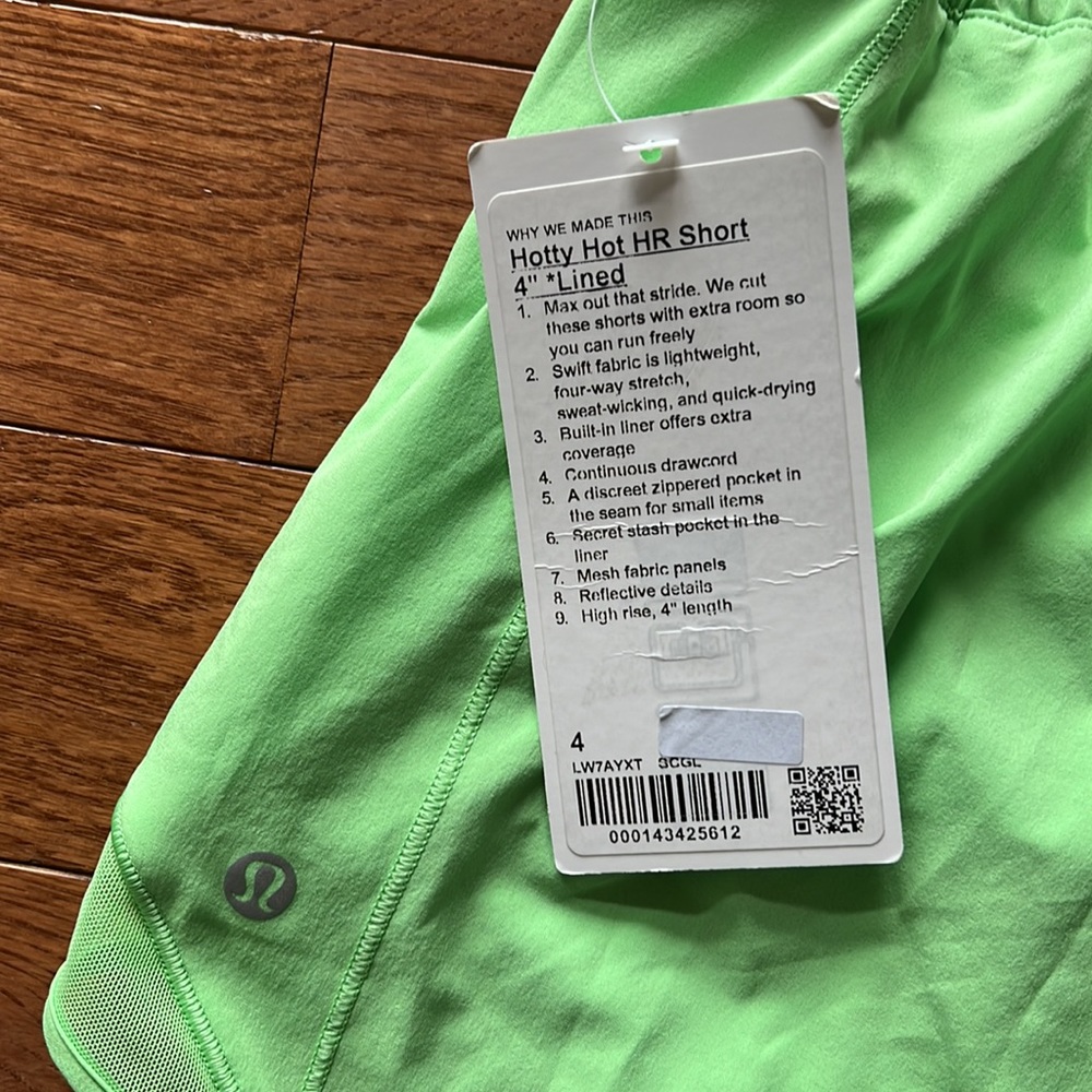 💚LULULEMON HIGH RISE HOTTY HOT SHORT 4”-SCREAM GREEN LIGHT-4/6/8/10/12💚 - Picture 15 of 16
